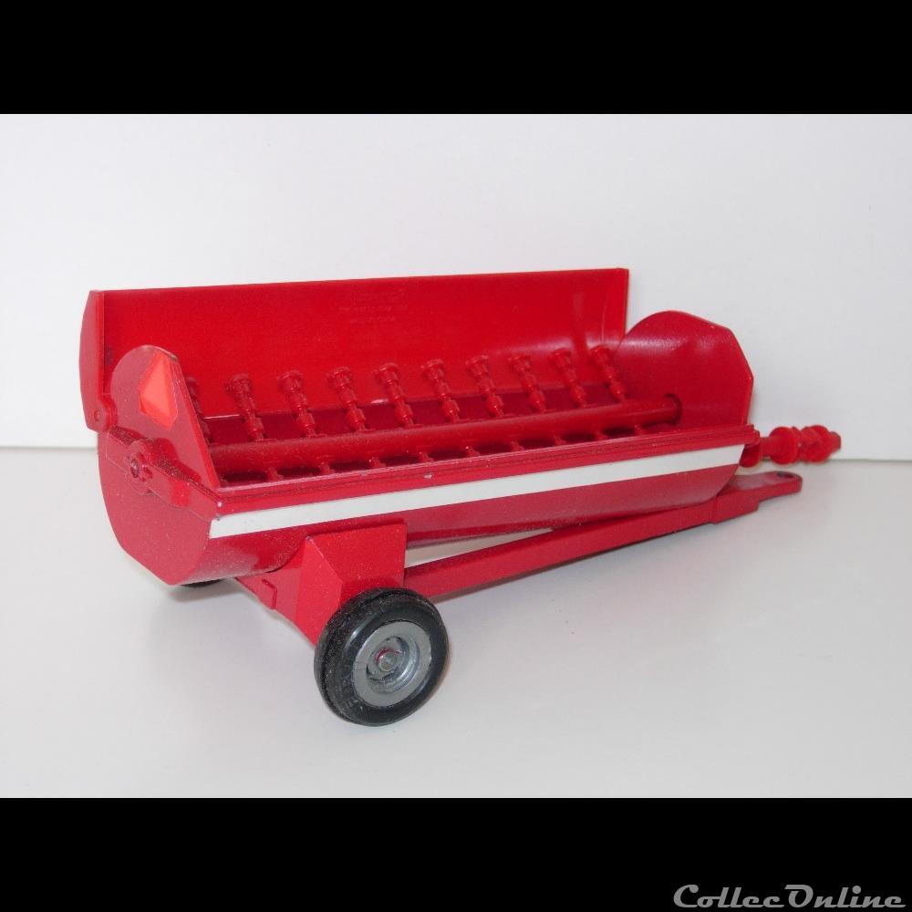 Ertl 659B - Case IH Side Spreader - OUI 3 modele reduit vehicule agricole ertl 659b case ih side spreader oui
