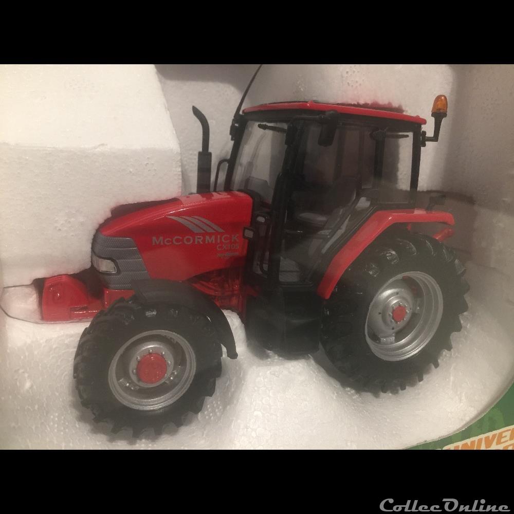 UH 2389 - Mc Cormick CX105 - X 3 modeles reduits vehicules agricoles uh 2389 mc cormick cx105 x