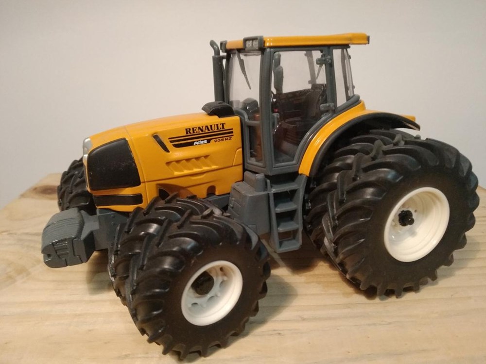 modeles reduits vehicules agricoles uh 0494 renault atles 935 rz jumele non