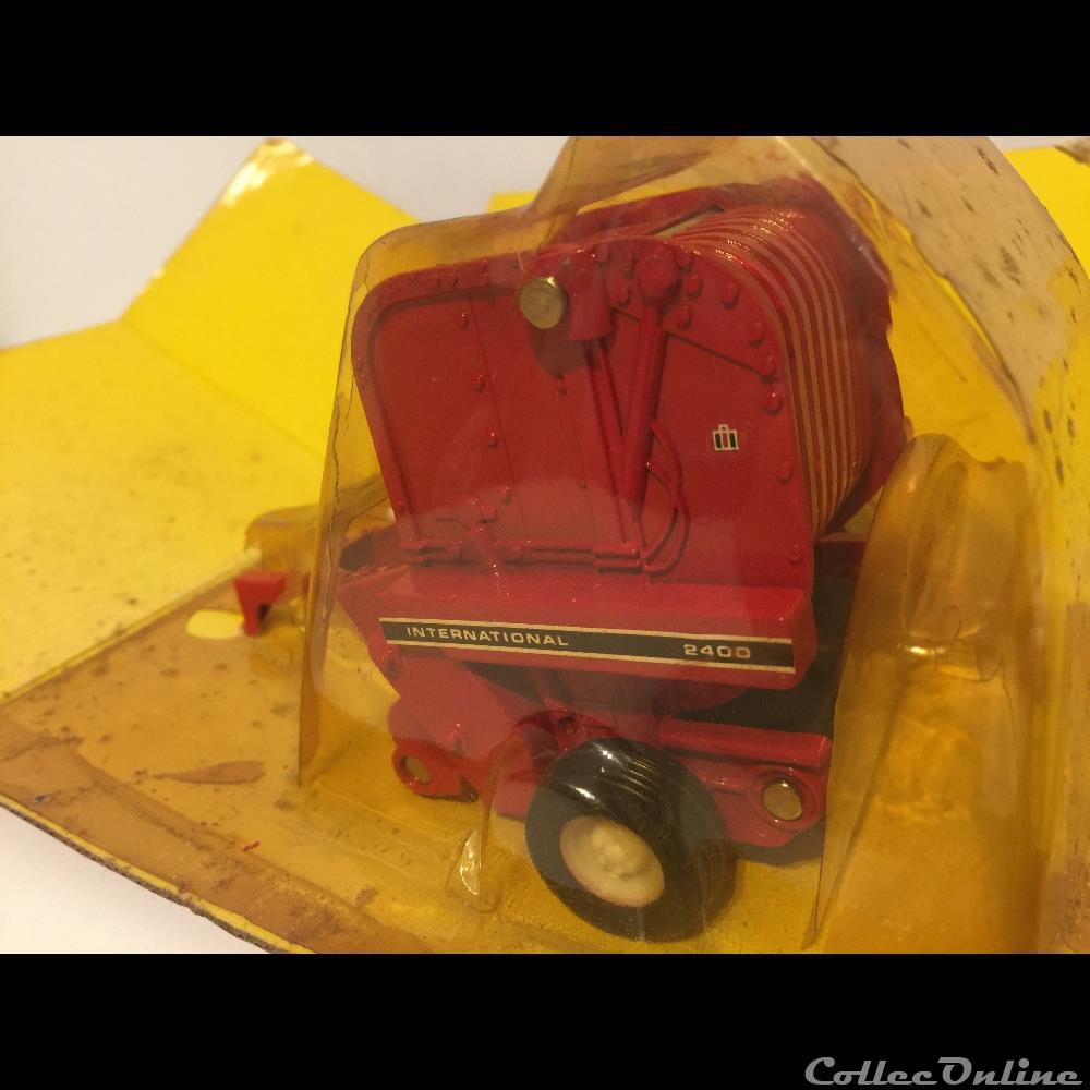 Ertl 1642 - Case IH 2400 - OUI 3 modele reduit vehicule agricole ertl 1642 case ih 2400 oui