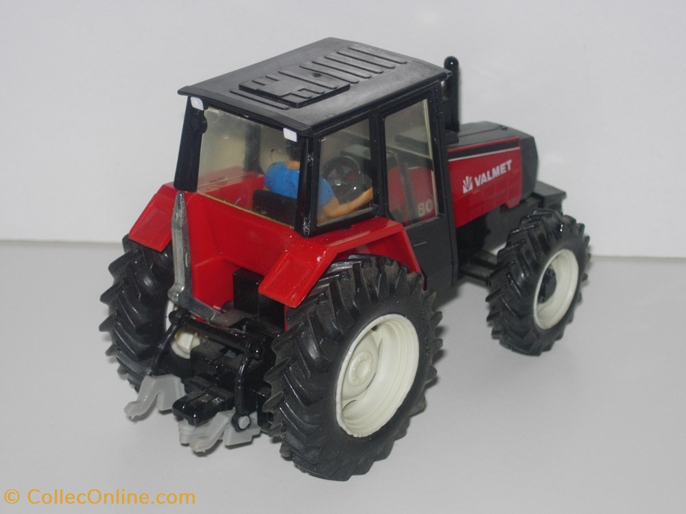 Britains 09515B - 1/32 - Valmet 805 modeles reduits vehicules agricoles britains 09515b 1 32 valmet 805