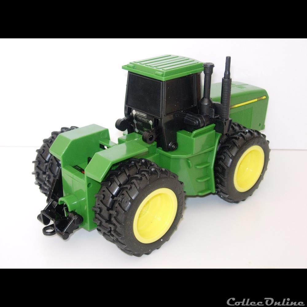 Ertl 5582 - John Deere JD 8960 - OUI 3 modele reduit vehicule agricole ertl 5582 john deere jd 8960 oui