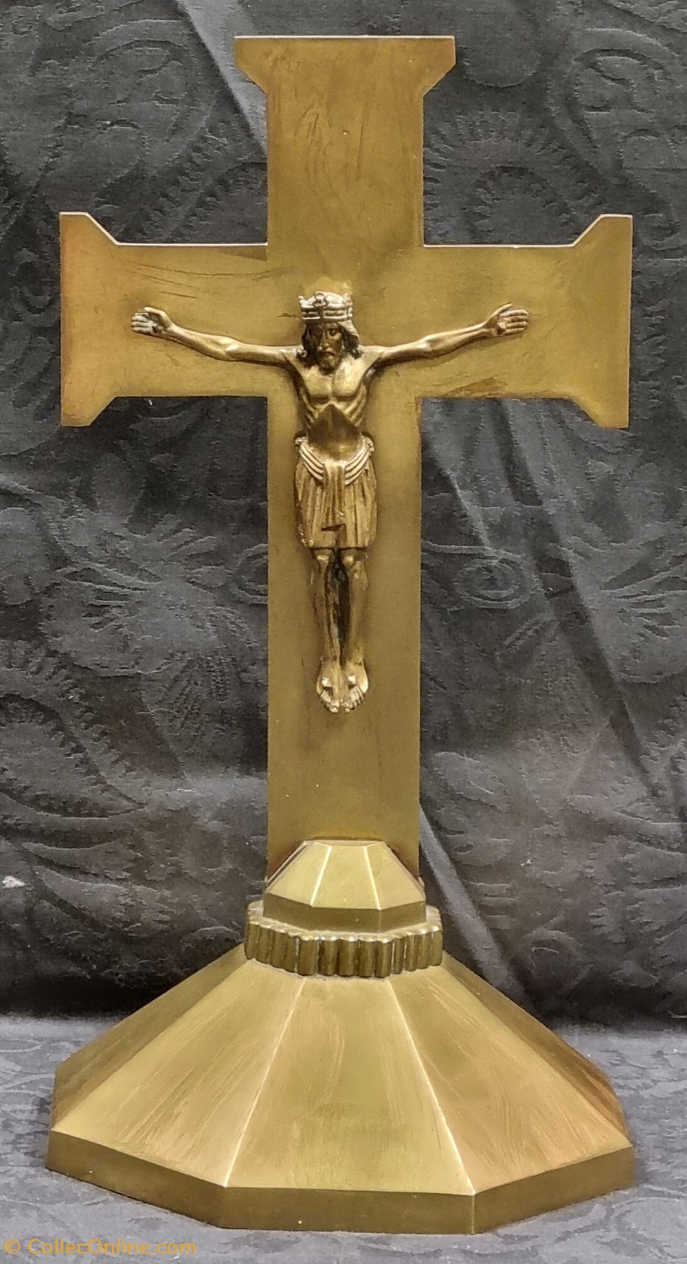 21_Christ en croix patrimoine religieux objets de cultes 21 christ en croix