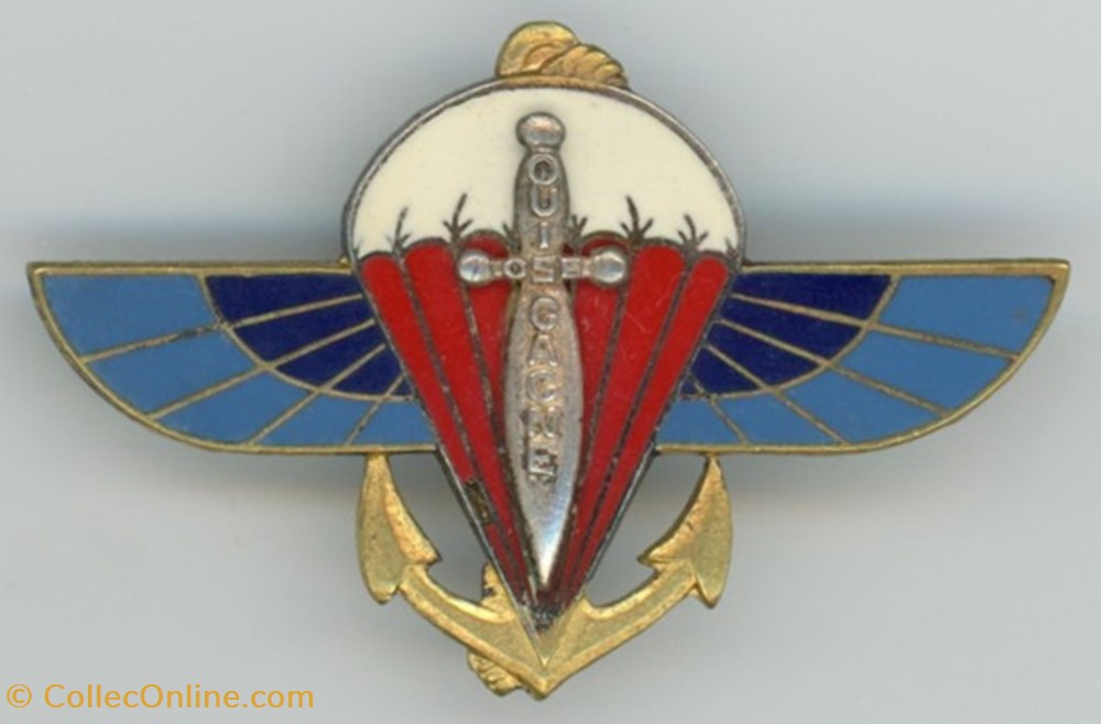 militaria medailles insignes insigne parachutistes 2 regiment de parachutistes infanterie de marine