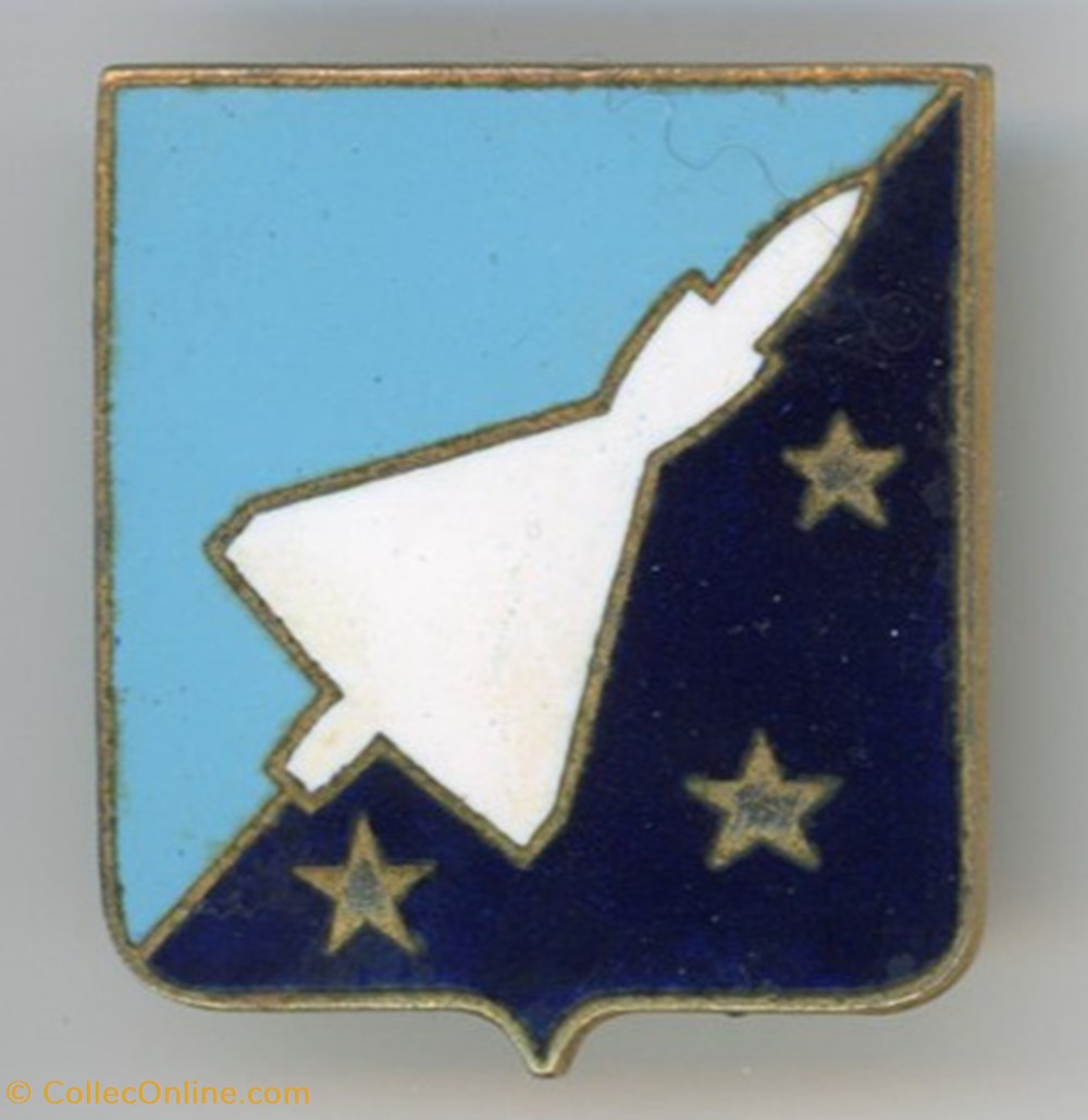 militaria medailles insignes insigne aviation base aerienne 132 colmar