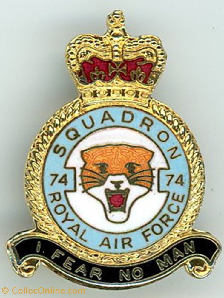 Insigne R.A.F - 74° Squadron (LXXIV°) militarium medaille insigne r a f 74 squadron lxxiv
