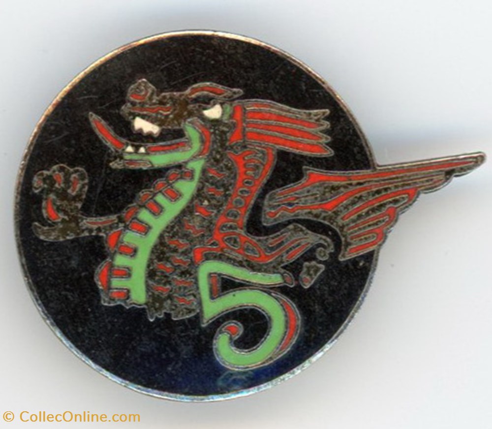 Insigne Aviation - Base Ecole Cognac militaria medailles insignes insigne aviation base ecole cognac