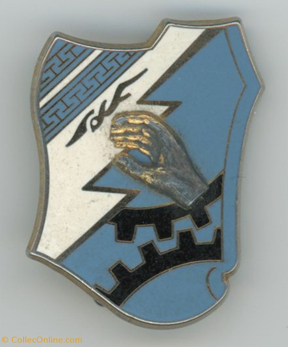 Insigne Aviation - Moyens Tecniques 10/12 - Reims militaria medailles insignes insigne aviation moyens tecniques 10 12 reims