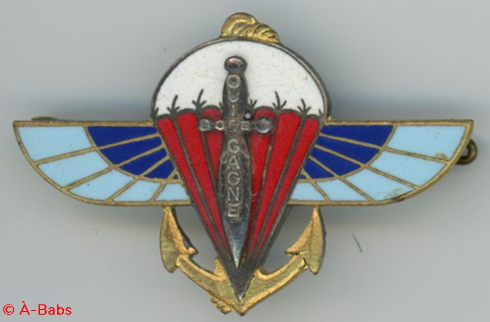 Insigne Parachutistes - 2° Régiment de Parachutistes Infanterie de Marine militaria medailles insignes insigne parachutistes 2 regiment de parachutistes infanterie de marine