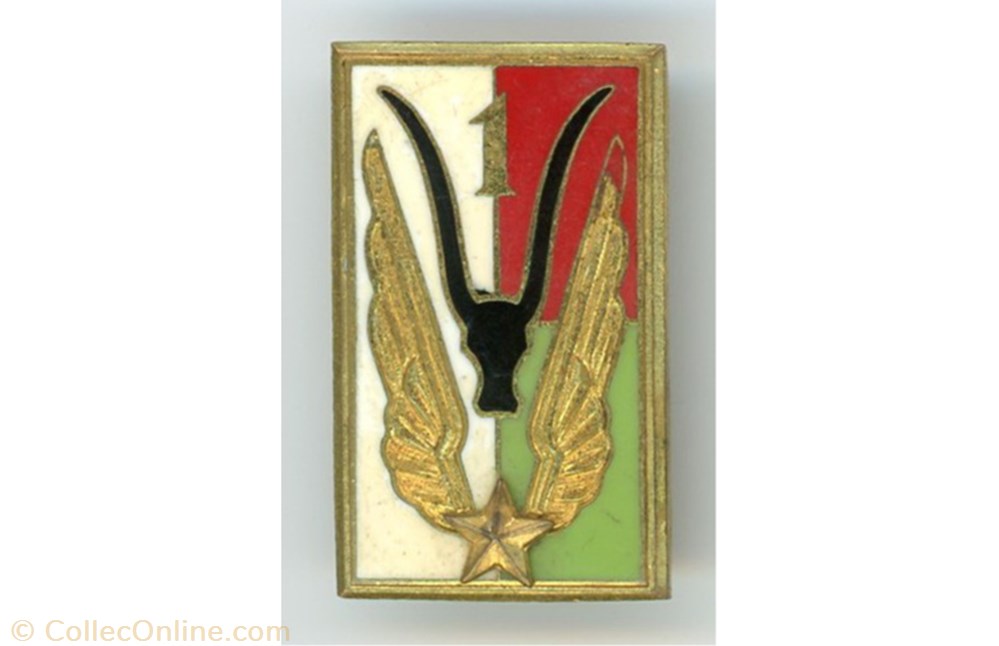 militarium medaille insigne aviation madagascar