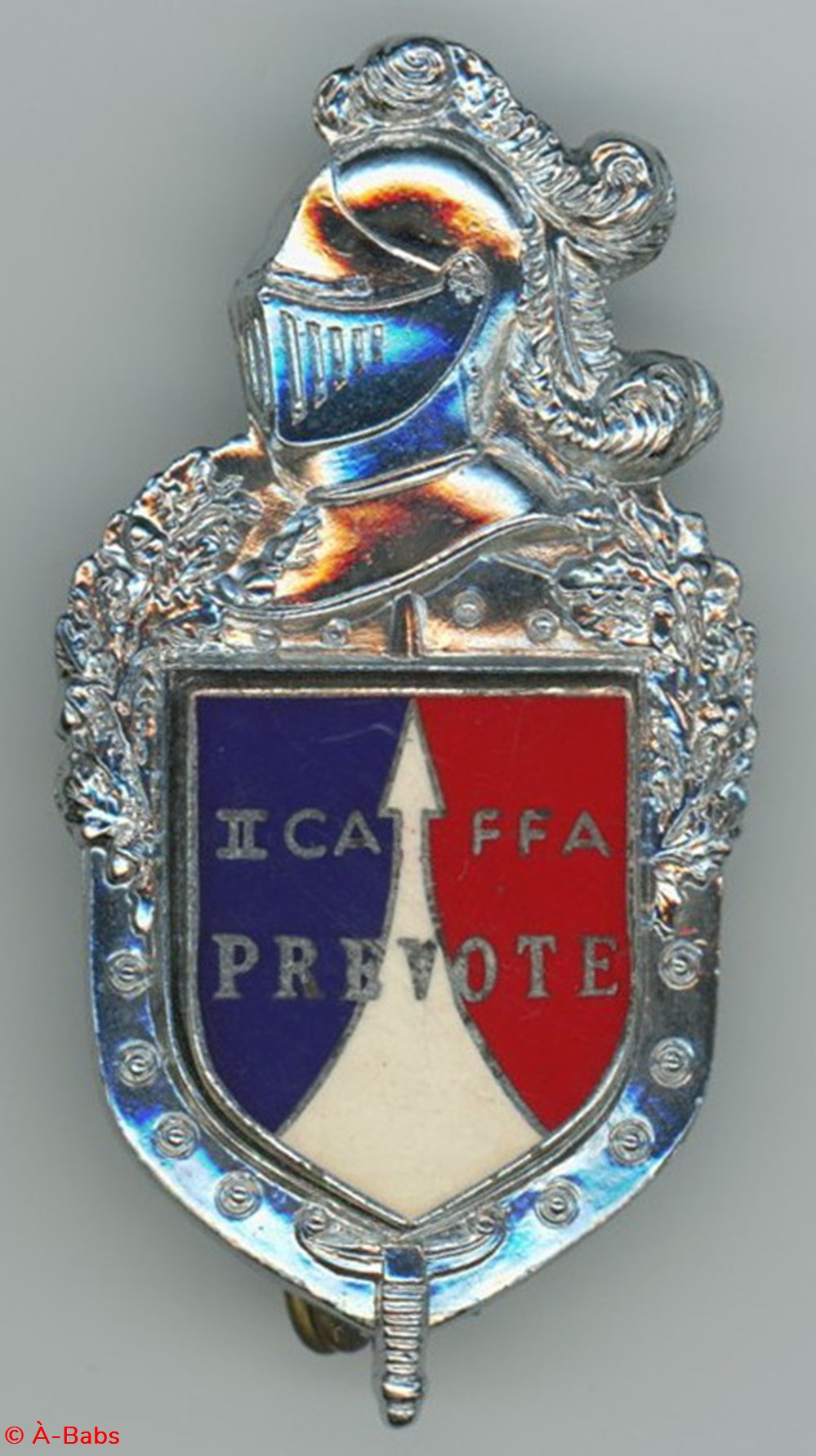 Insigne Gendarmerie - Légion Gendarmerie de Prévoté Forces Françaises en Allemagne militaria medailles insignes insigne gendarmerie legion gendarmerie de prevote forces francaises en allemagne