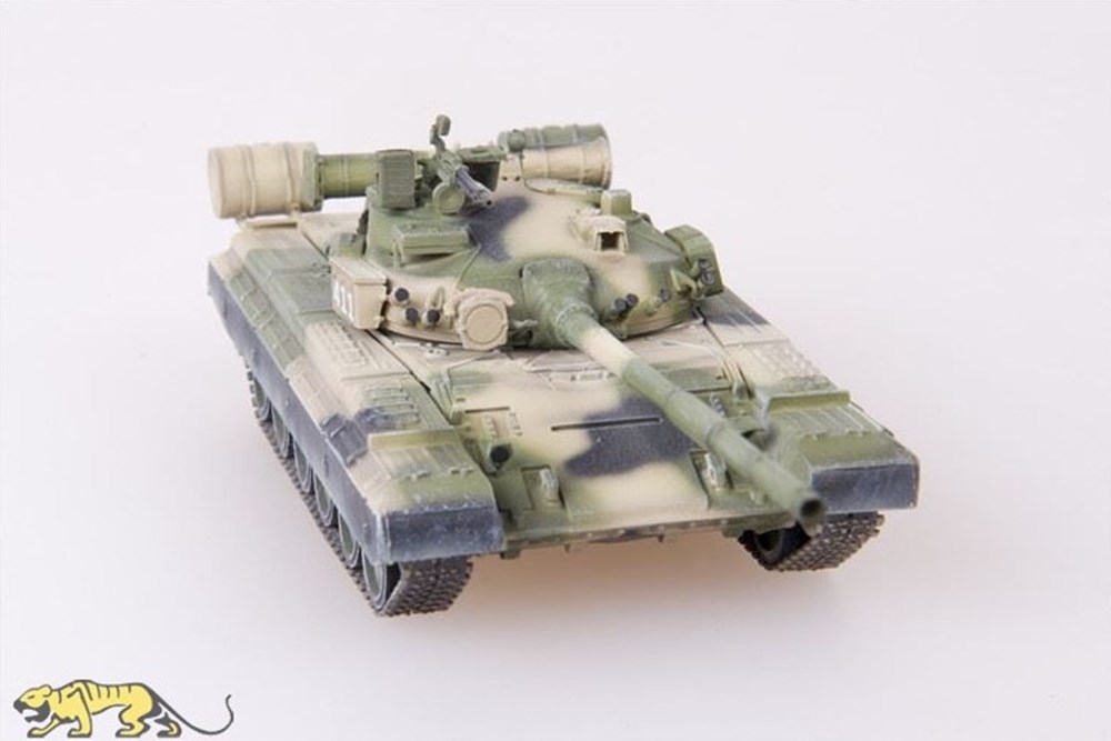 modeles reduits vehicules militaires modelcollect as72064 t 80b main battle tank