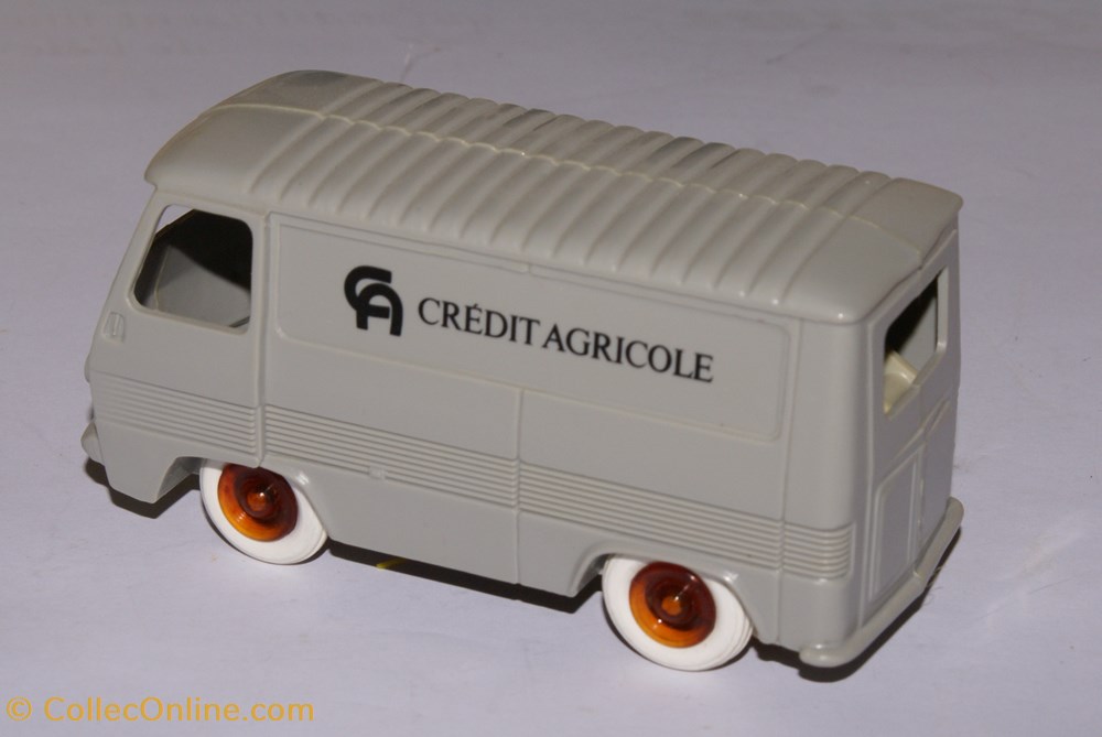 J7 Crédit Agricole modeles reduits voitures peugeot j7 credit agricole