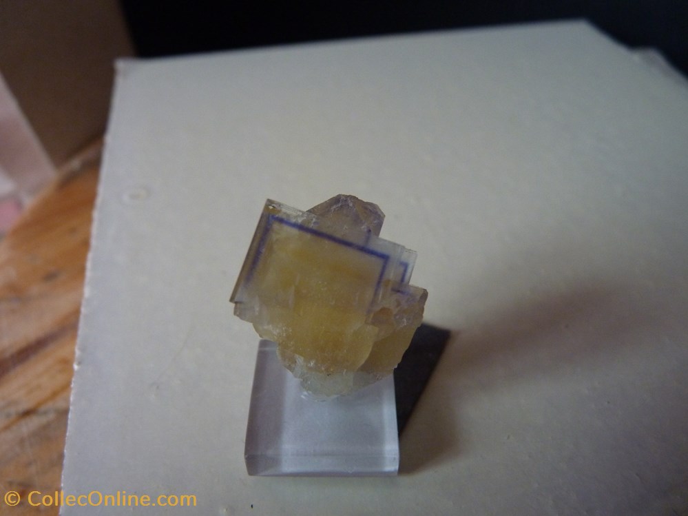 mineraux meteorites fluorine france la barre