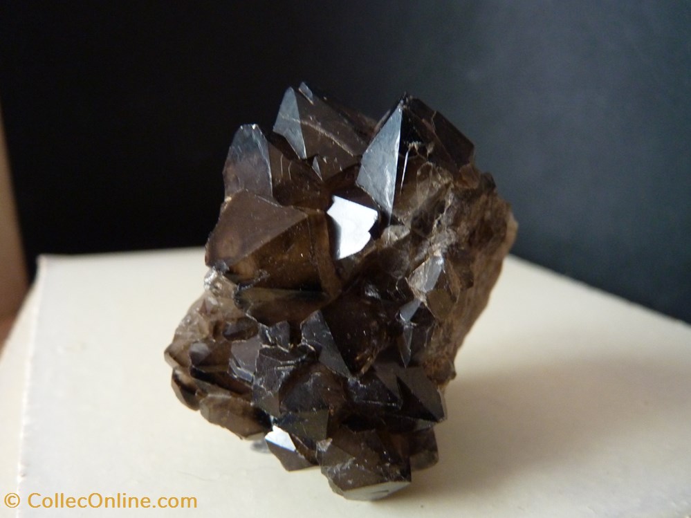 Quartz fumé, France, Entraygues mineraux meteorites quartz fume france entraygues