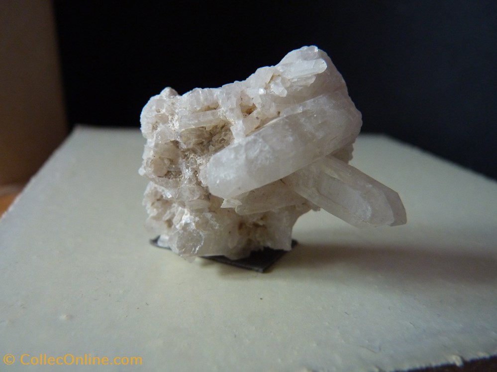 Quartz, France, Ploemeur 3 mineraux meteorites quartz france ploemeur