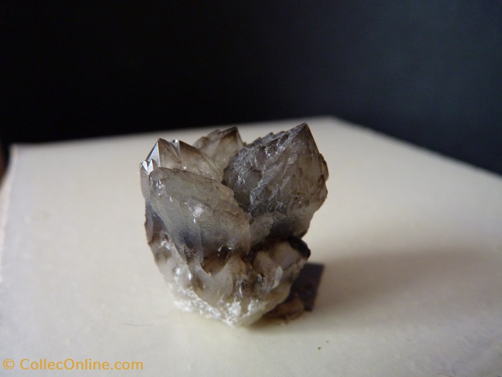 Quartz fumé, France, Berrien mineraux meteorites quartz fume france berrien