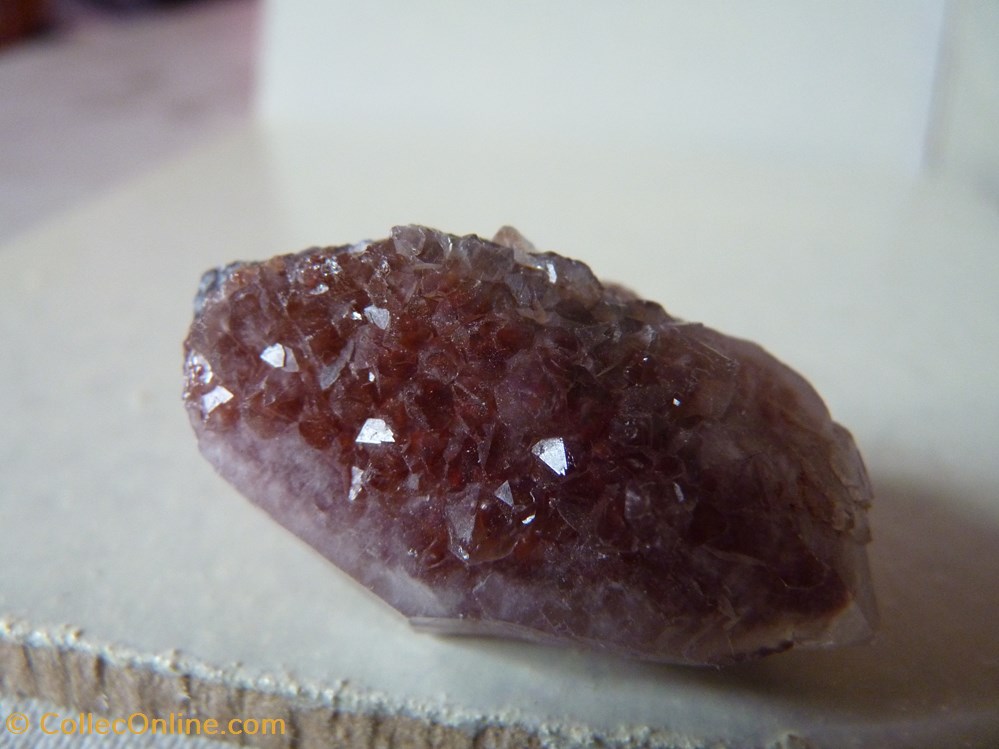 Quartz hématoide, Maroc, Tinejdad 3 mineraux meteorites quartz hematoide maroc tinejdad