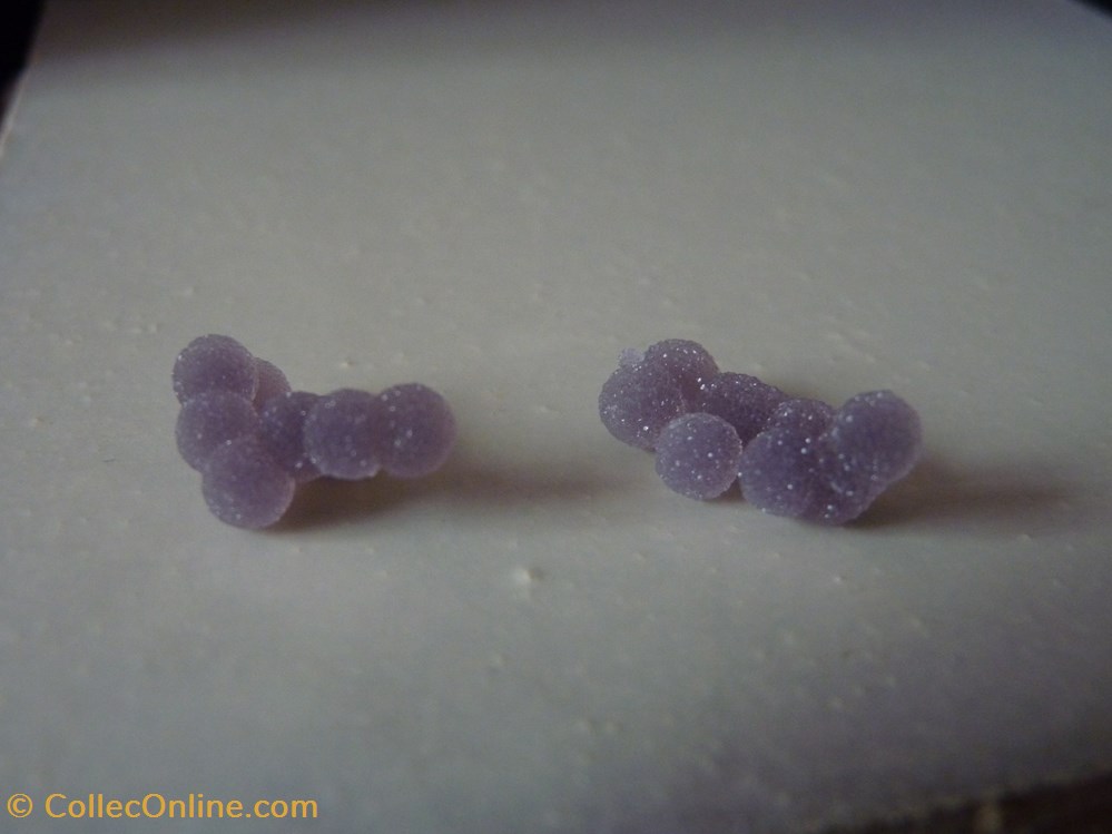 Calcédoine grappe violette, Indonésie, Mamuju mineraux meteorites quartz calcedoine grappe violette indonesie mamuju