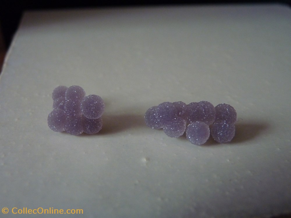 Calcédoine grappe violette, Indonésie, Mamuju mineraux meteorites quartz calcedoine grappe violette indonesie mamuju