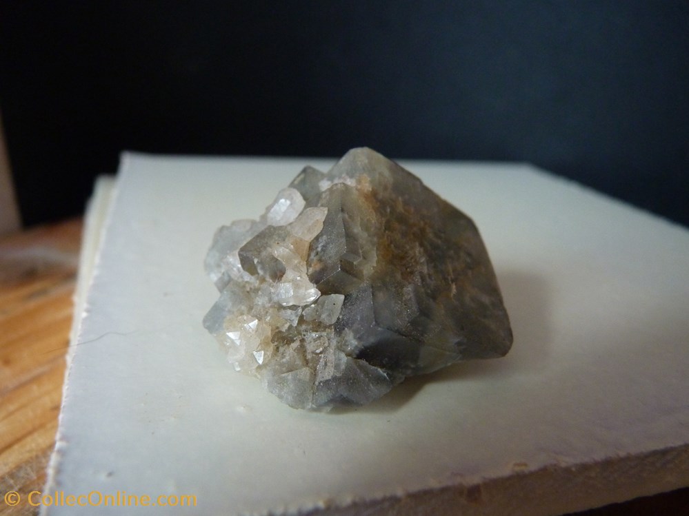 Fluorine et Quartz, France, Aurouze mineraux meteorites fluorite fluorine et quartz france aurouze