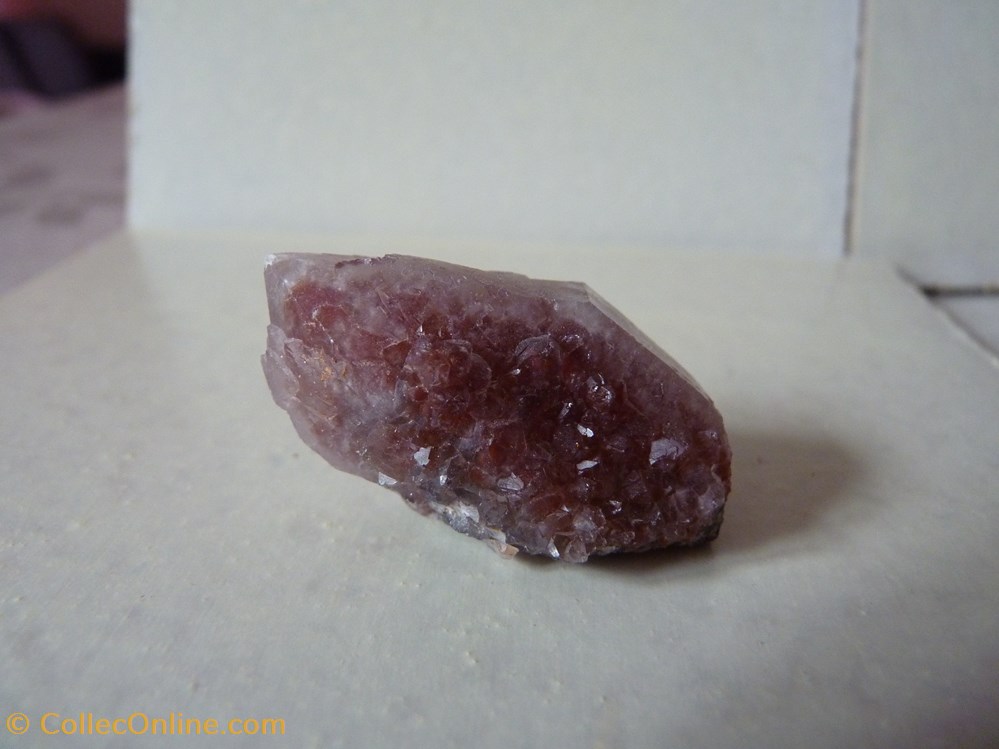Quartz hématoide, Maroc, Tinejdad mineraux meteorites quartz hematoide maroc tinejdad