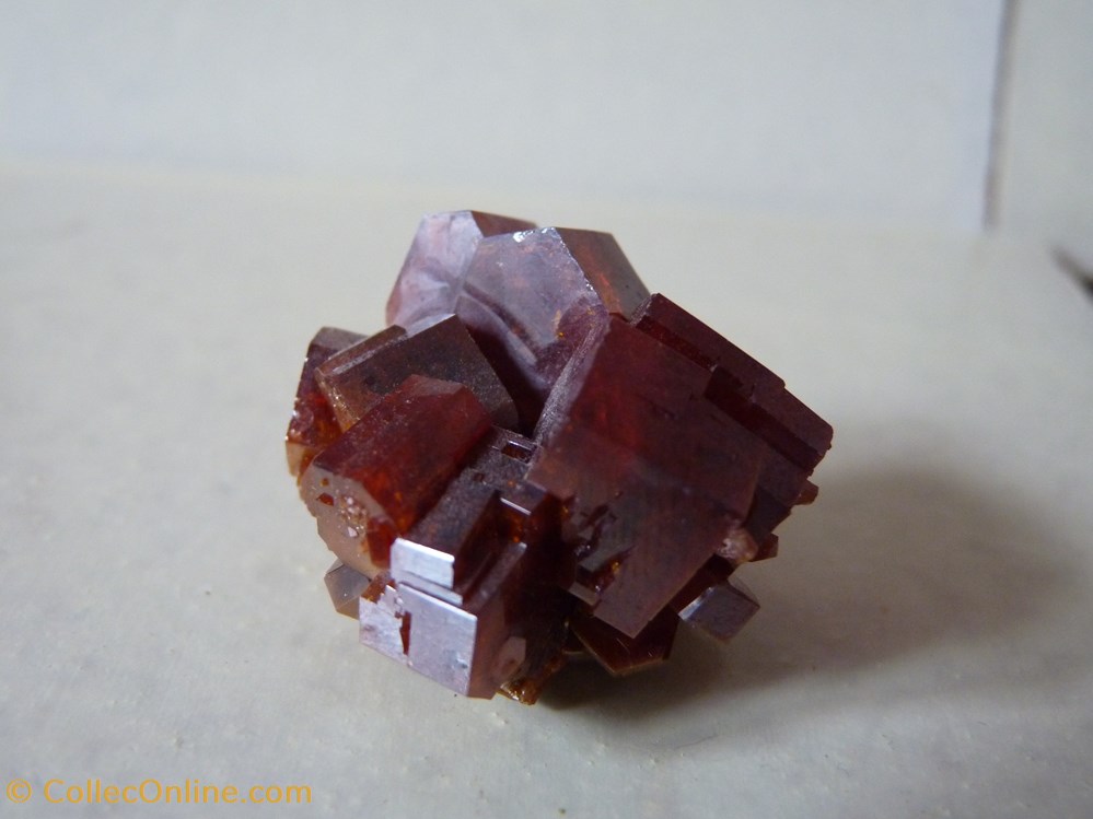 Vanadinite, Maroc, Mibladen mineraux meteorites vanadinite maroc mibladen