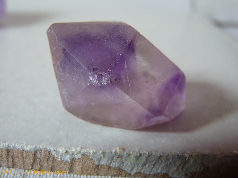 Améthyste, Maroc, Bou Oudi mineraux meteorites quartz amethyste maroc bou oudi