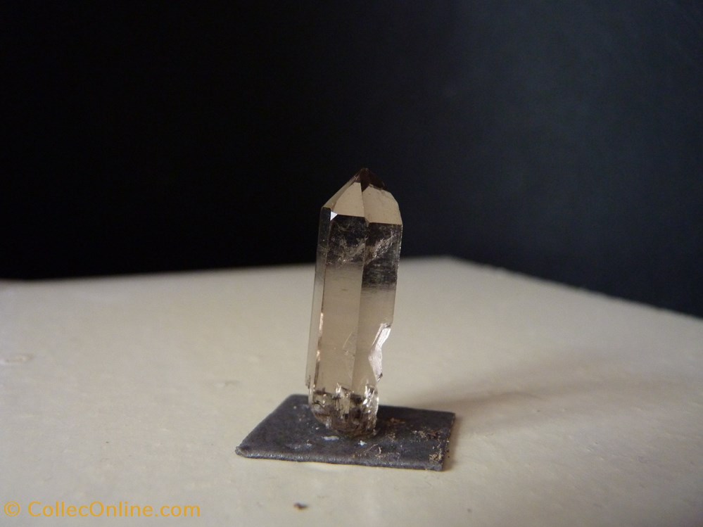 Quartz fumé, Suisse, Valais mineraux meteorites quartz fume suisse valais