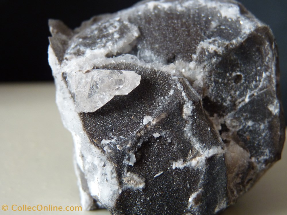 Quartz "Diamant", France, Remuzet mineraux meteorites quartz diamant france remuzet