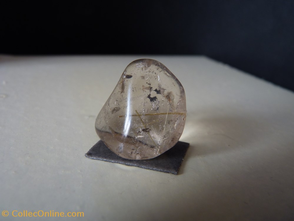 mineraux meteorites quartz a inclusion de rutile bresil minas gerais