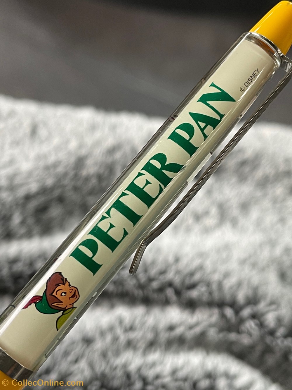 PETER PAN divers objets souvenirs peter pan