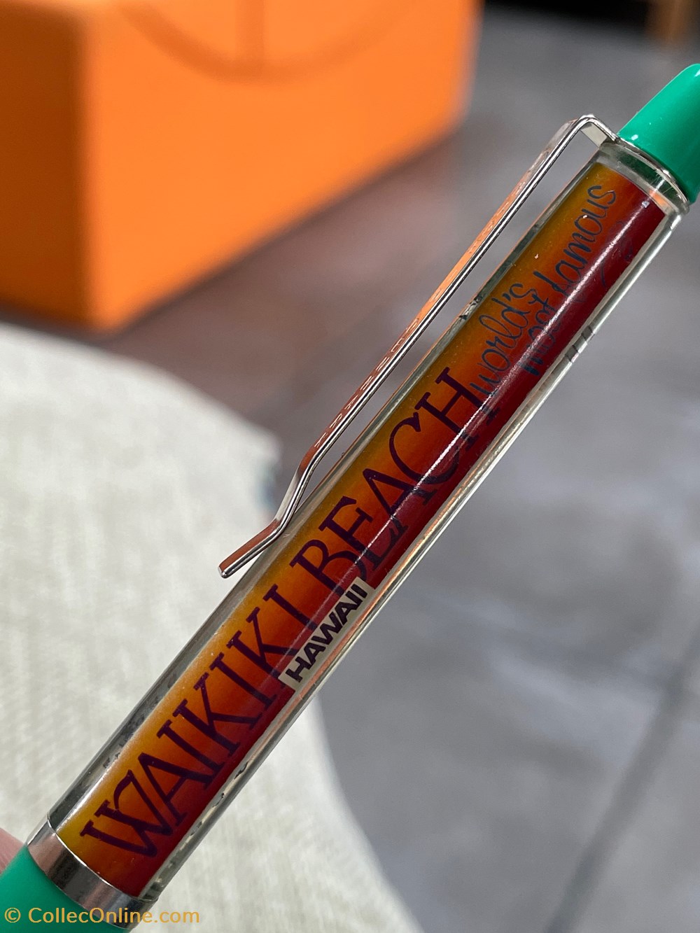 WAIKIKI BEACH divers objets souvenirs waikiki beach