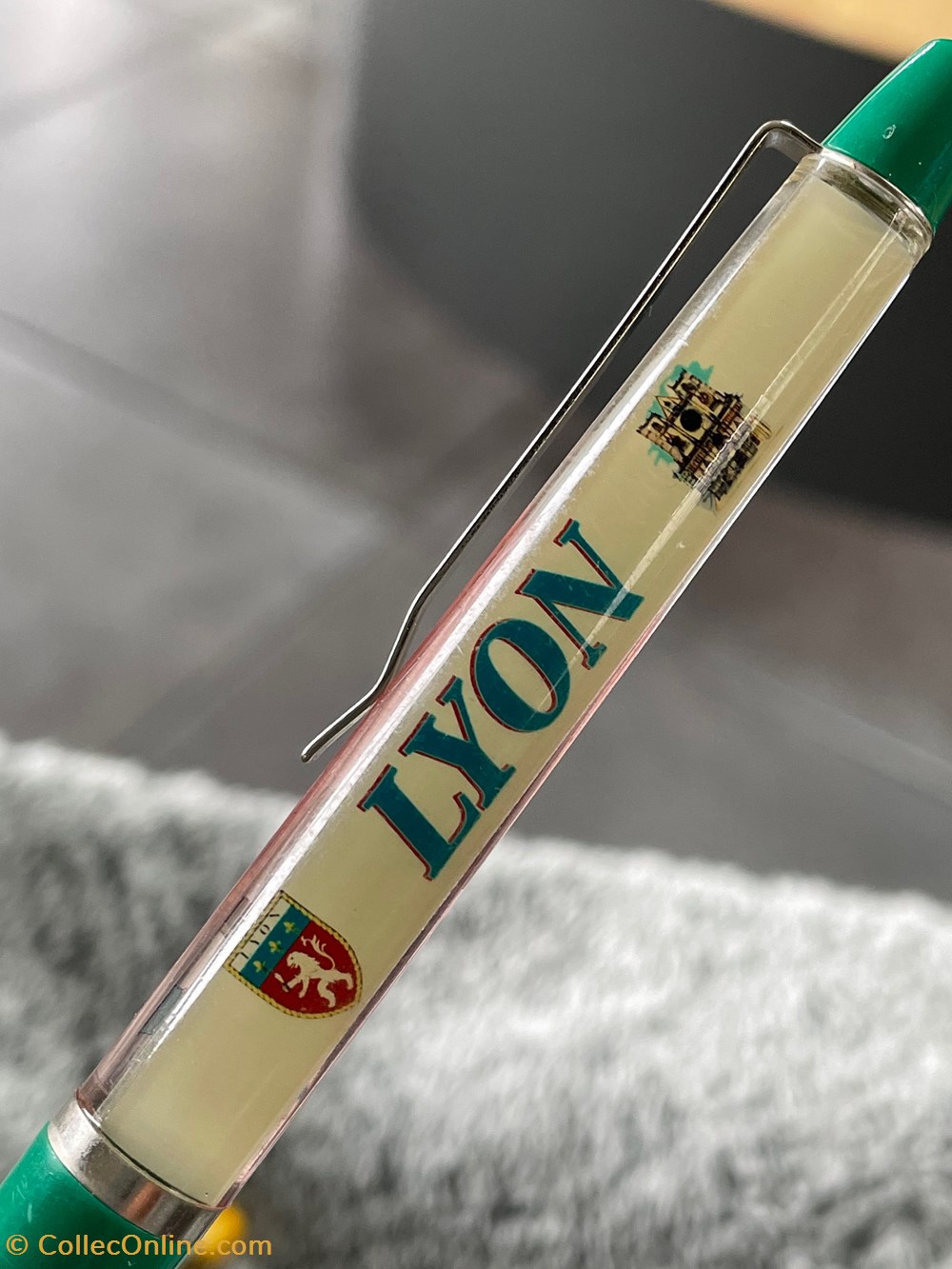 LYON divers objets souvenirs lyon