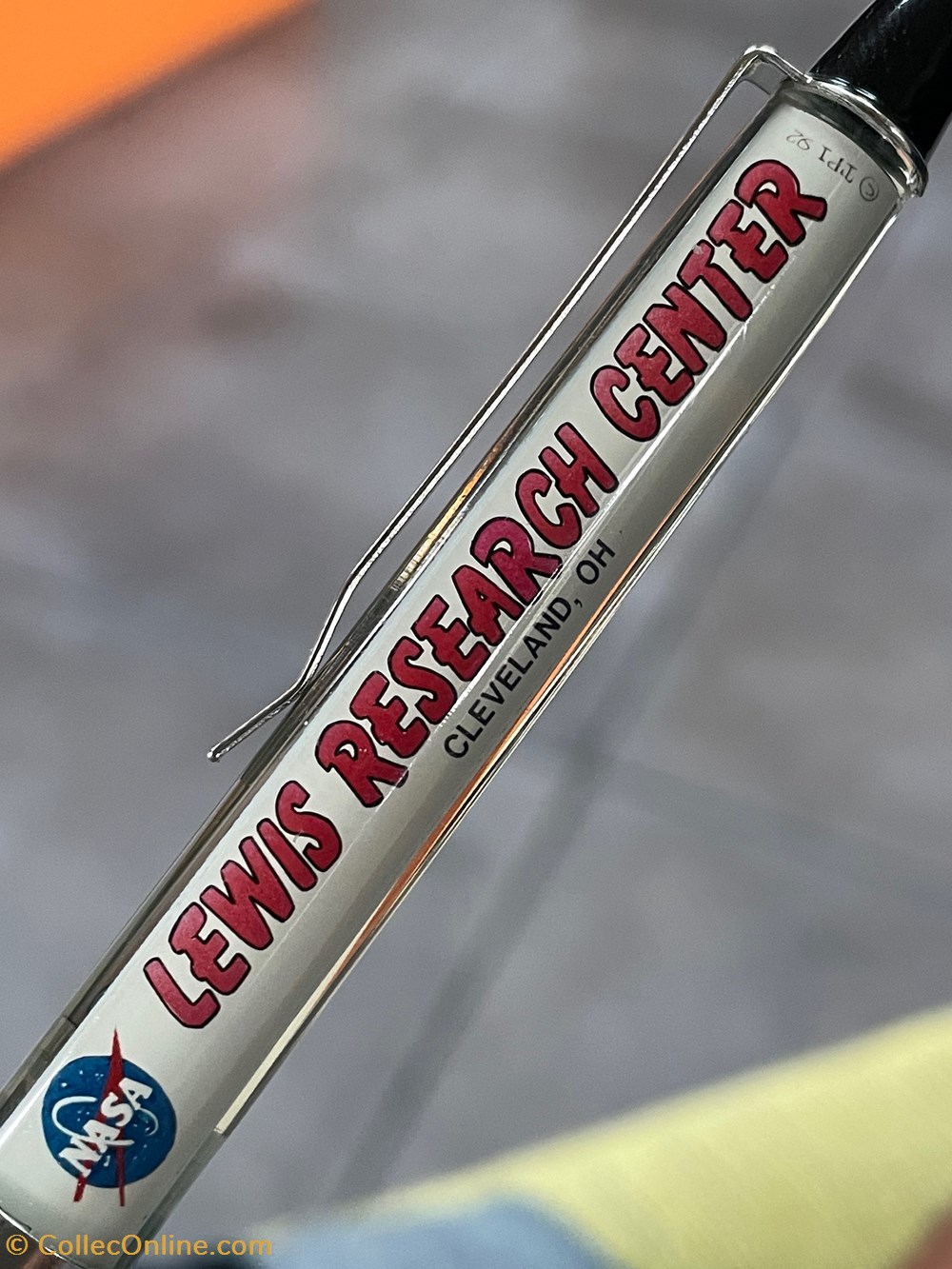 LEWIS RESEARCH CENTER divers objets souvenirs lewis research center