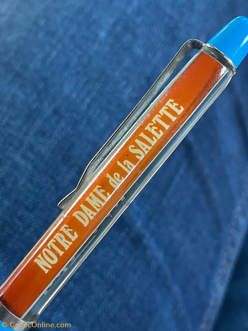 NOTRE DAME DE LA SALETTE divers objets souvenirs notre dame de la salette