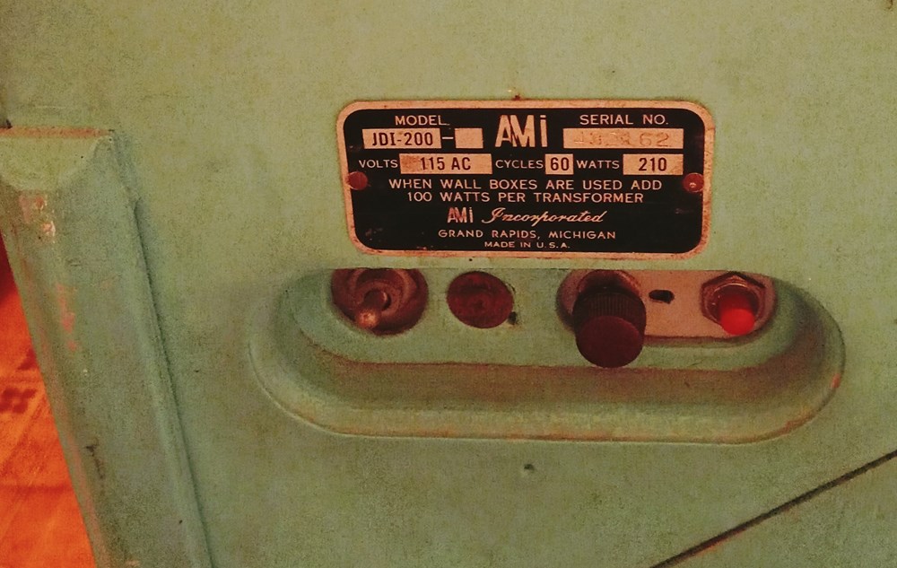 electro vintage jukebox rockola ami 1952 modelo jdi 200