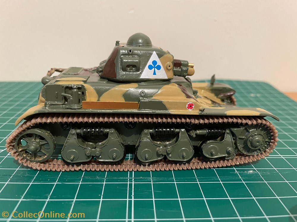 R35 - Models - Manufacturing country France - Scale 1/35 - Type Military