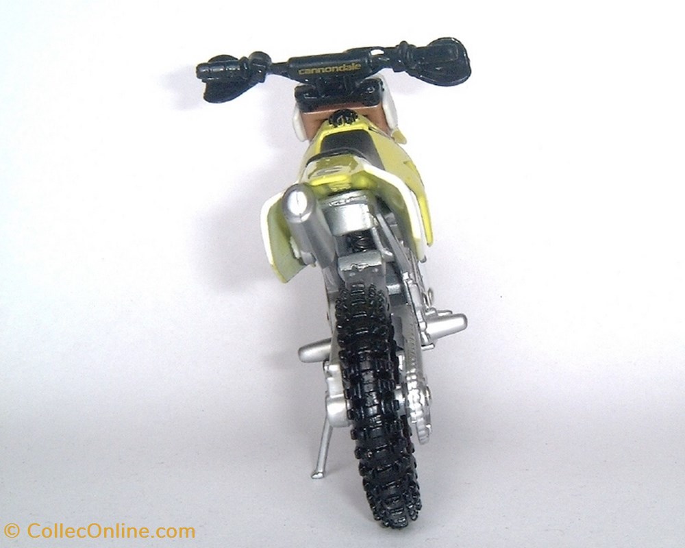 2003 - XC 400 4 modele reduit moto 2003 xc 400