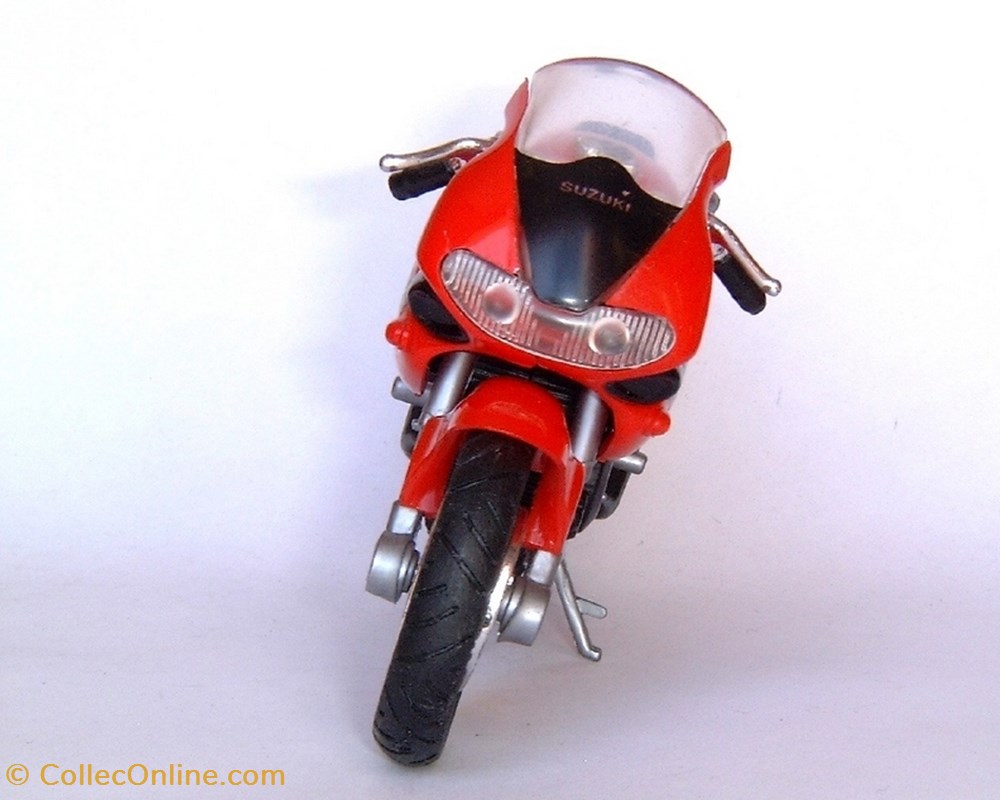 1997 - TL 1000 S 3 modeles reduits motos suzuki 1997 tl 1000 s