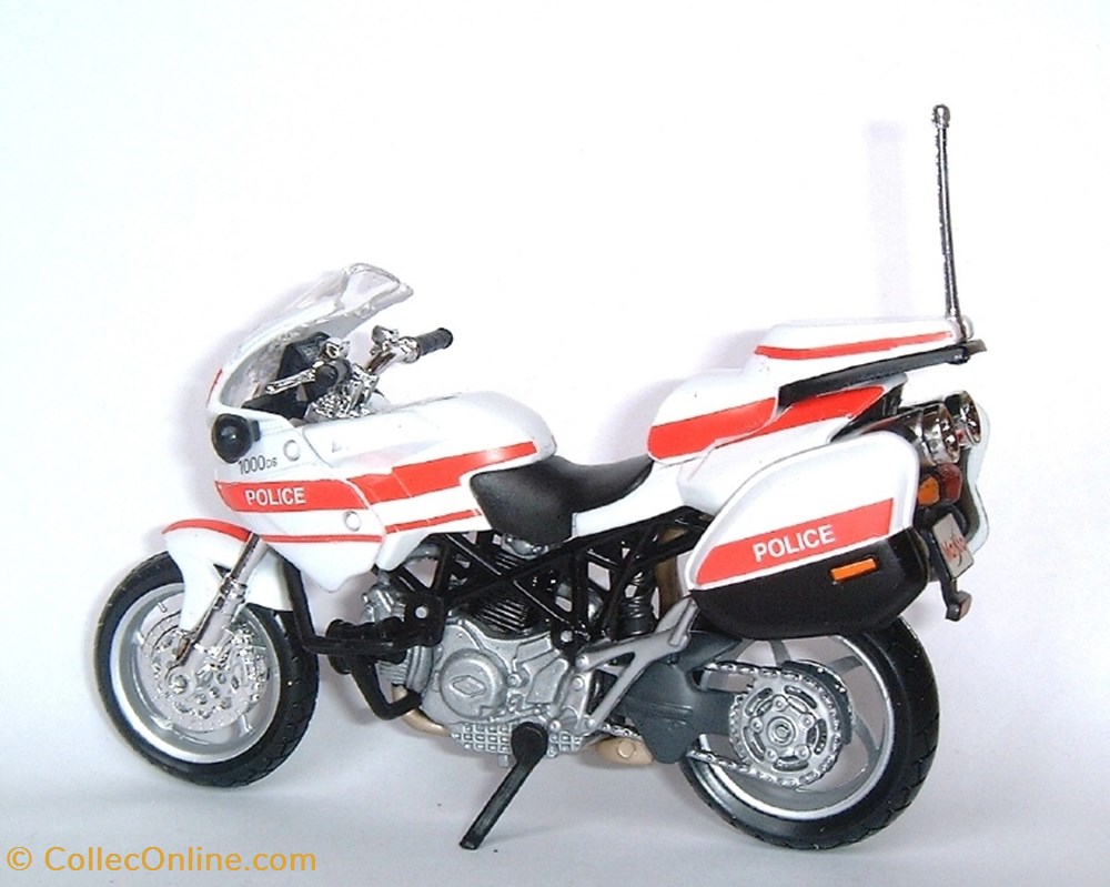 modeles reduits motos ducati ds 1000 multistrada police