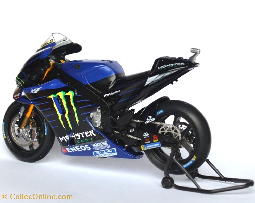 Yamaha YZR-M1 2 modeles reduits motos yamaha yzr m1