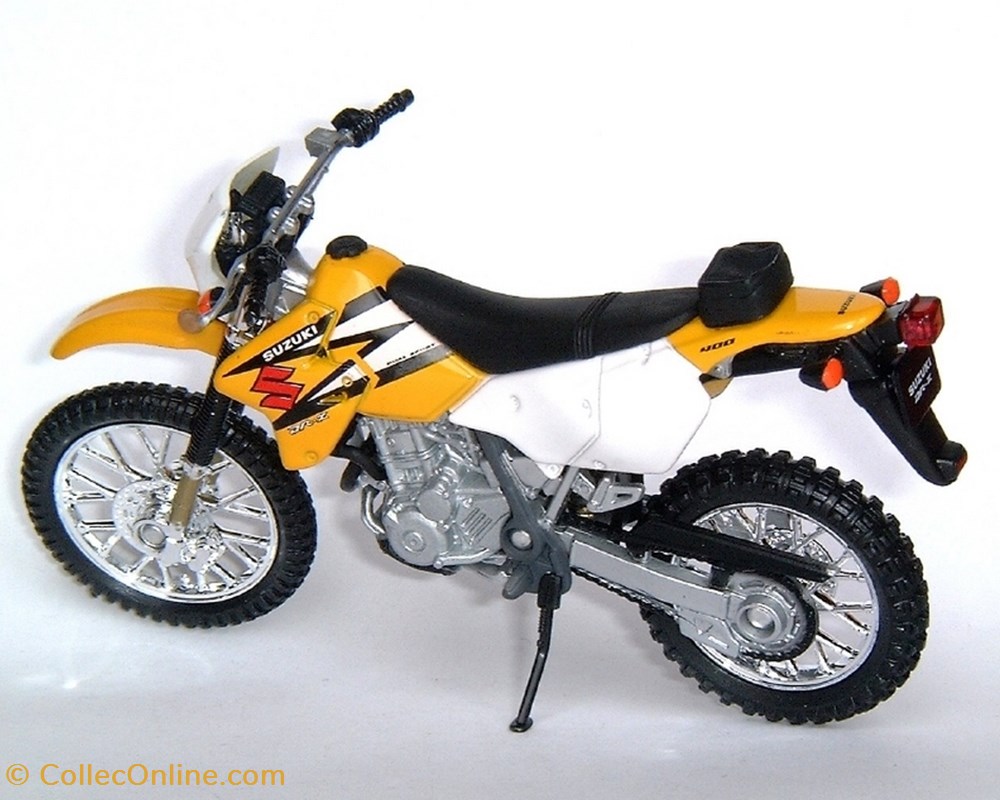 2004 - DR-Z 400 S 2 modeles reduits motos suzuki 2004 dr z 400 s
