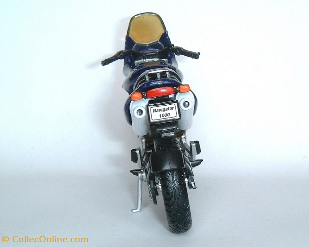 2001 - Navigator 1000 4 modeles reduits motos cagiva 2001 navigator 1000
