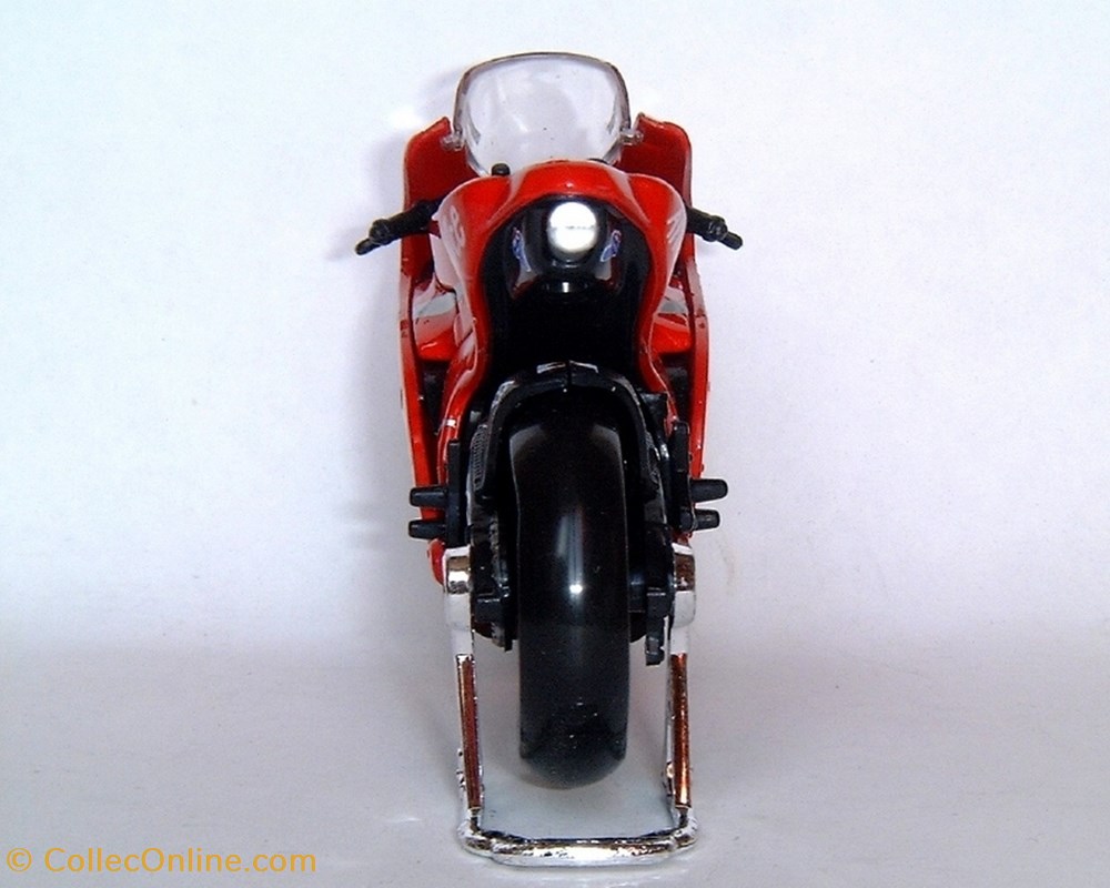 2007 - GP.07 - Casey Stoner 4 modeles reduits motos ducati 2007 gp 07 casey stoner