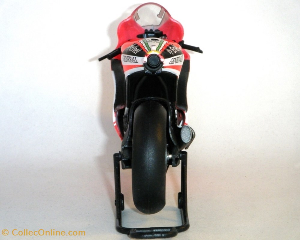 modeles reduits motos ducati 2012 gp 12 valentino rossi