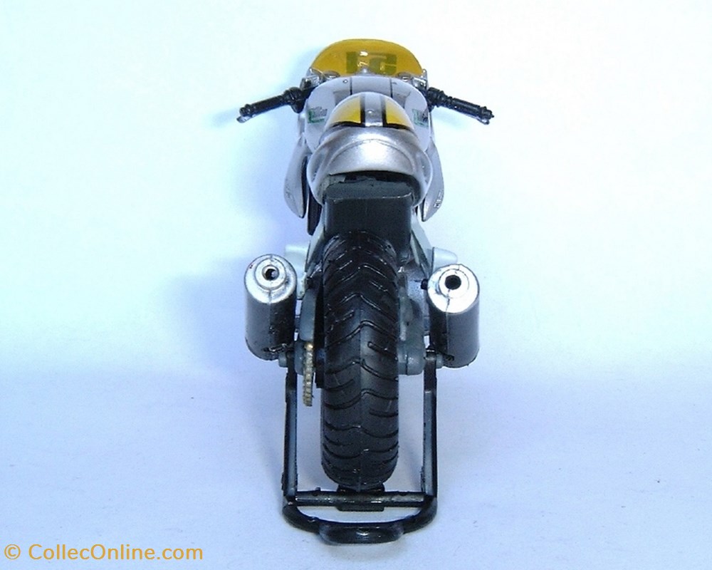 2004 - Café-Racer 1000 - Tourist Trophy 4 modeles reduits motos voxan 2004 cafe racer 1000 tourist trophy