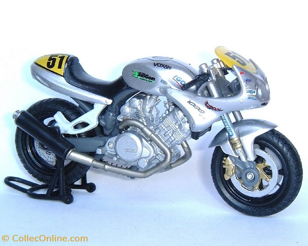 2004 - Café-Racer 1000 - Tourist Trophy modeles reduits motos voxan 2004 cafe racer 1000 tourist trophy