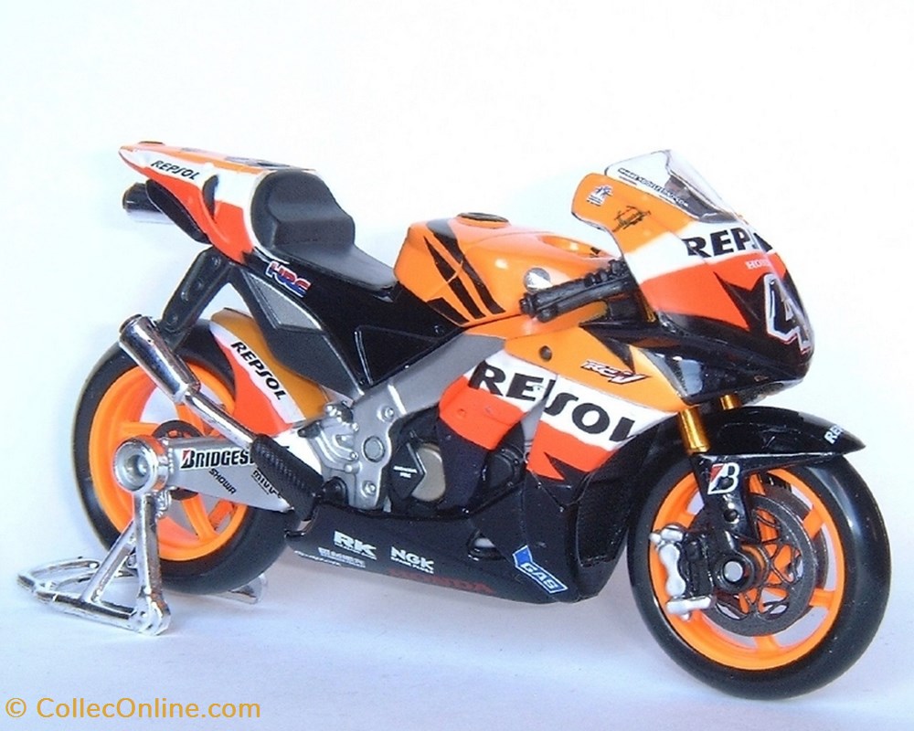 modeles reduits motos honda 2009 rc 212 v andrea dovizioso