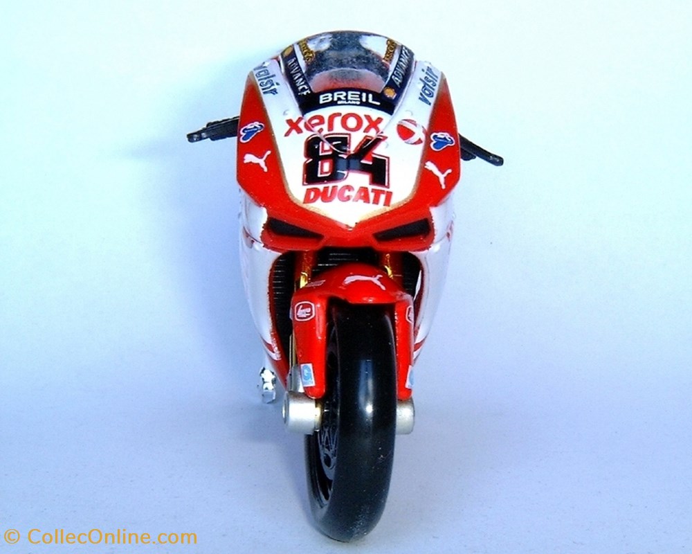 2009 - 1198 - Michel Fabrizio 3 modeles reduits motos ducati 2009 1198 michel fabrizio